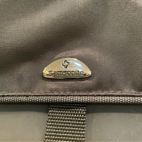 Hanging Folder Travel Kit by Samsonite - Picture 2 of 13